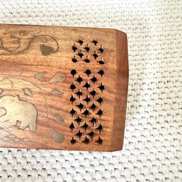Vintage Wooden Laser Cut Elephant Rising Inlay Lined Hinged Trinket Jewelry Box - Picture 3 of 8